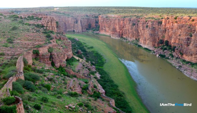 Camping at Gandikota canyon - one for the bucketlist