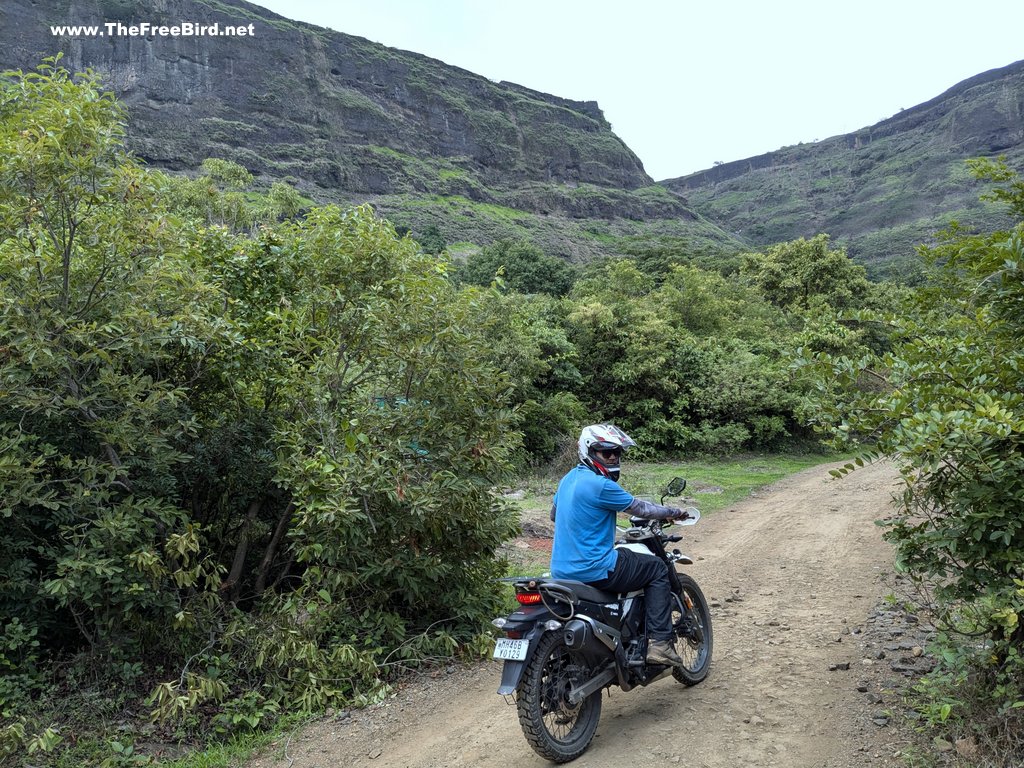 How to reach Visapur fort trek from Lohagad