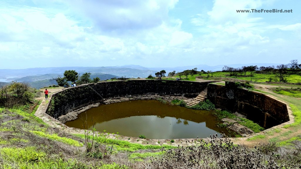 16 side well in Lohagad