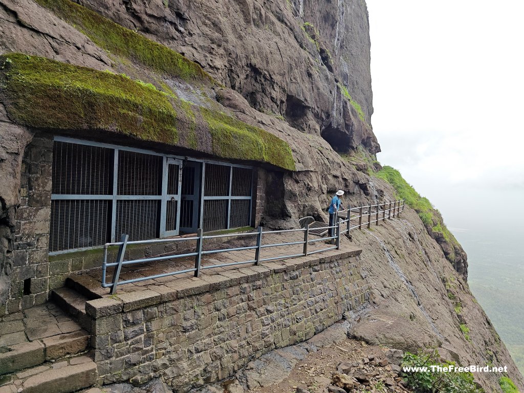 Naneghat satavahana caves