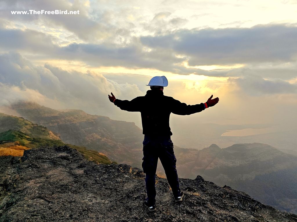 Harishchandragad sunrise from Taramati peak